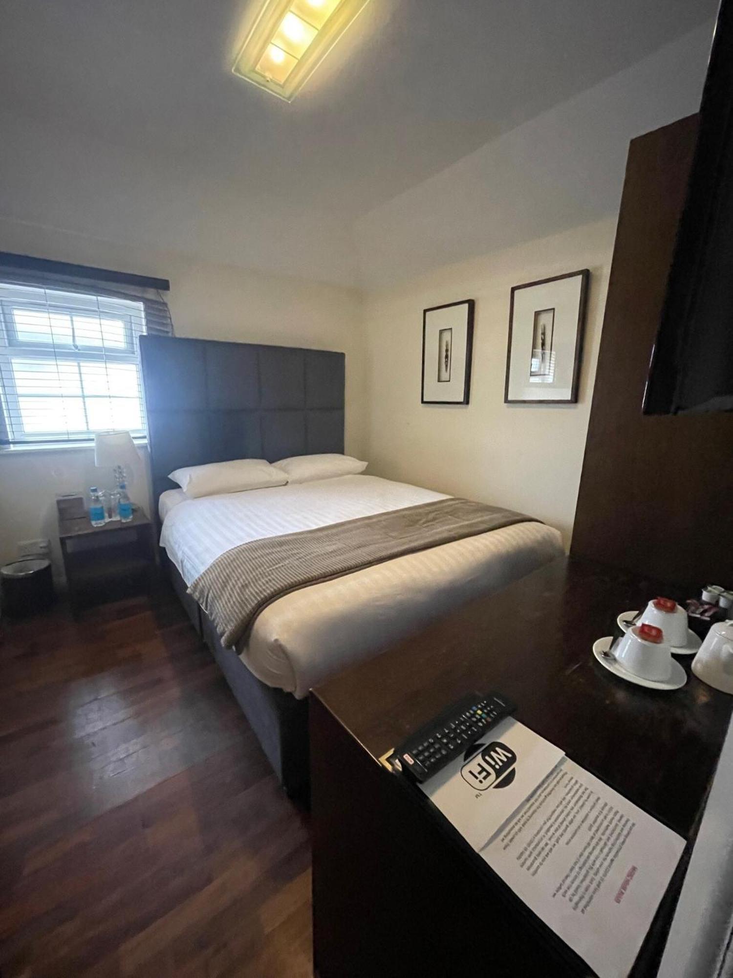 Hotel Nap Inn Μπάρνετ Εξωτερικό φωτογραφία
